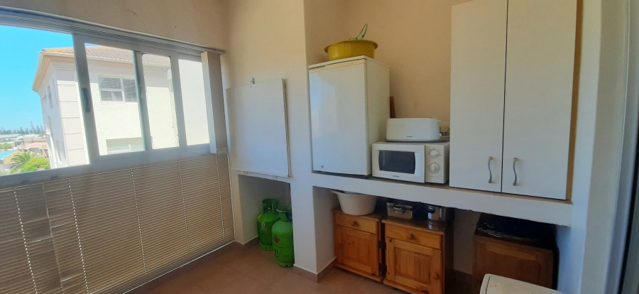 3 Bedroom Property for Sale in Hartenbos Central Western Cape